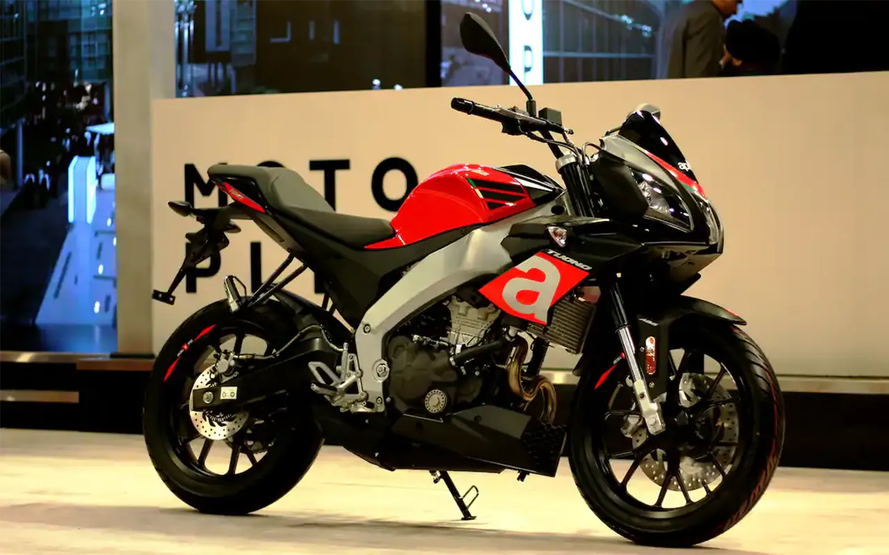 Aprilia tuono 125